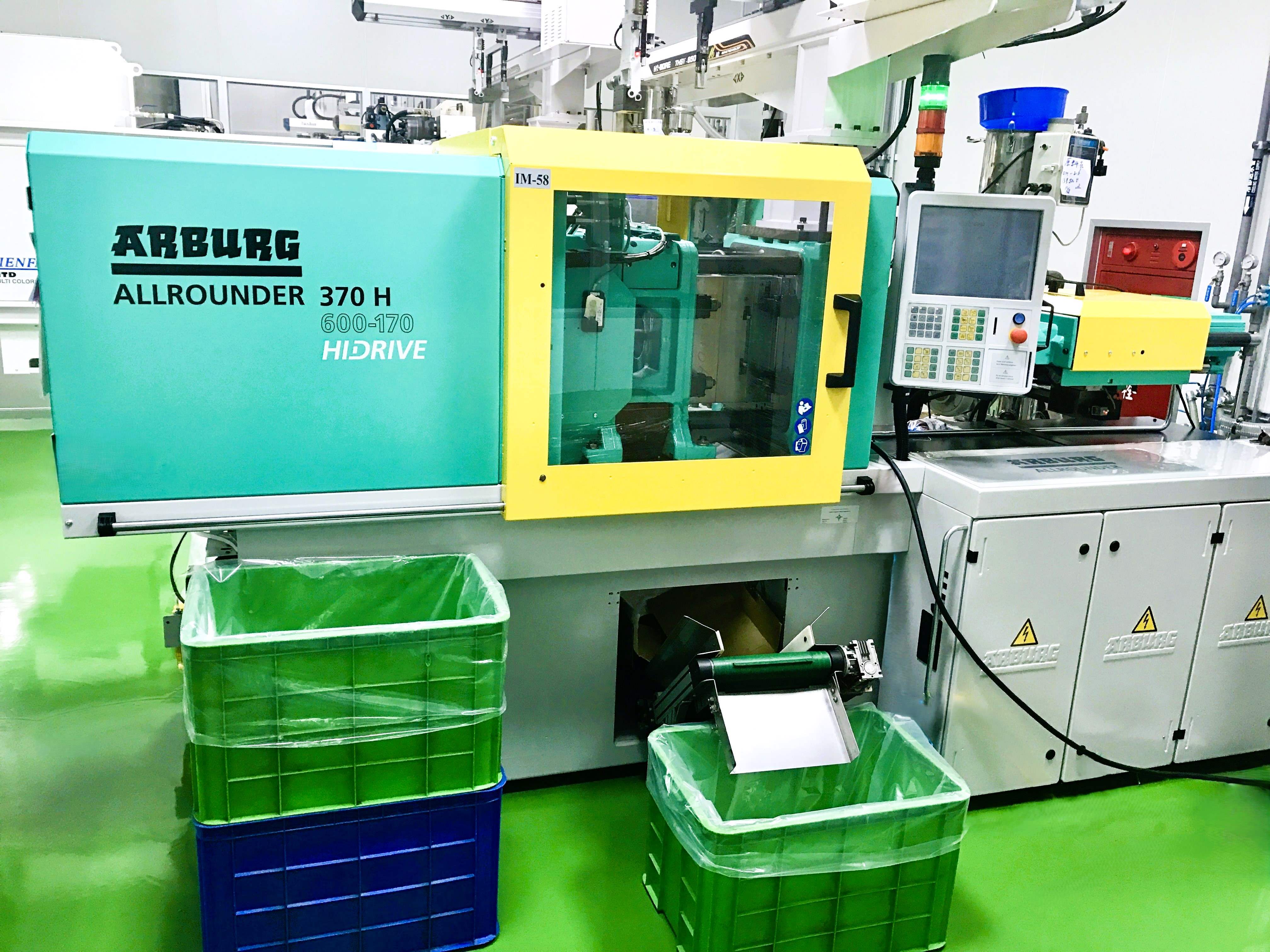 Arburg molding
